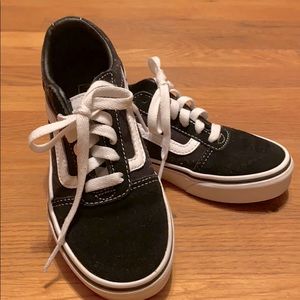 Vans...Old Skool Skate Shoes